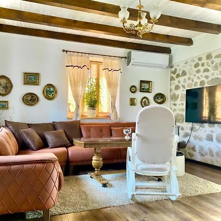 Silent Village With Swimming Pool Mostar