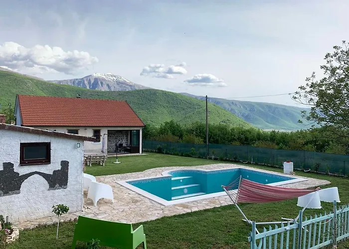 Villa Silent Village With Swimming Pool